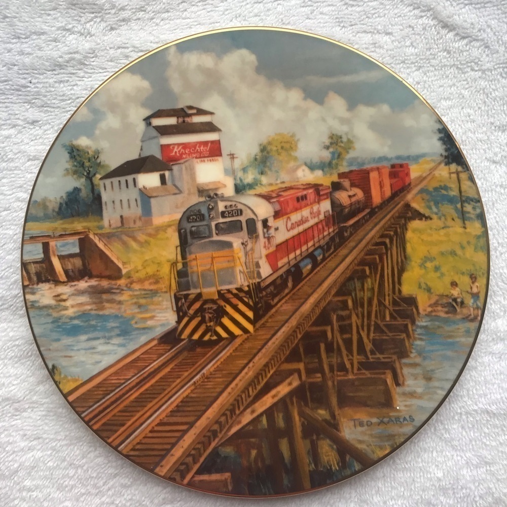 TOMORROW'S MEMORIES Collectible Vintage 1984 porcelain Plate by Ted Xaras